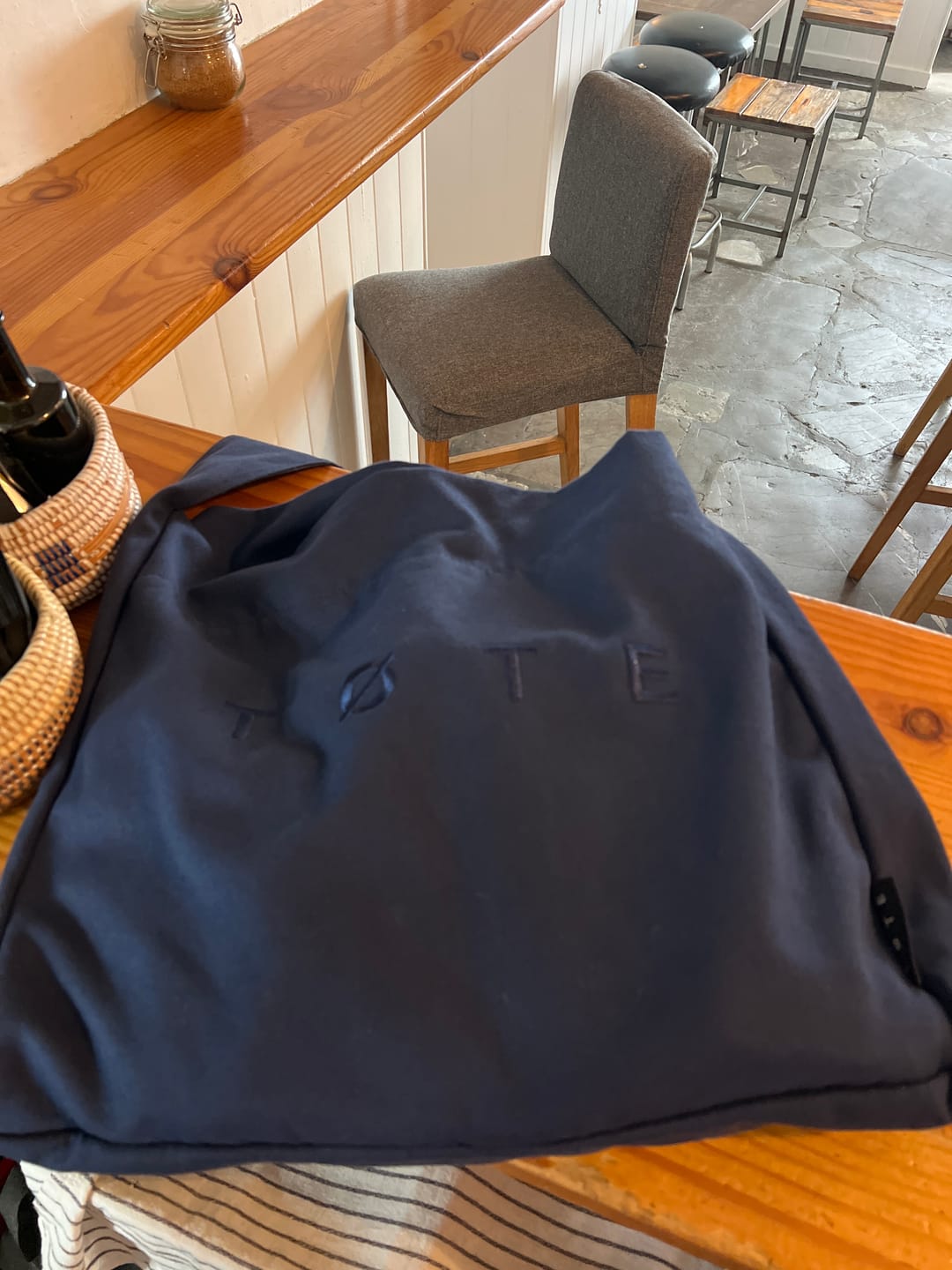 Customer photo review of Wide-Strap TØTE Bag | Navy Blue