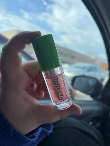 Customer photo review of Strawberry Daquiri Lip Oil