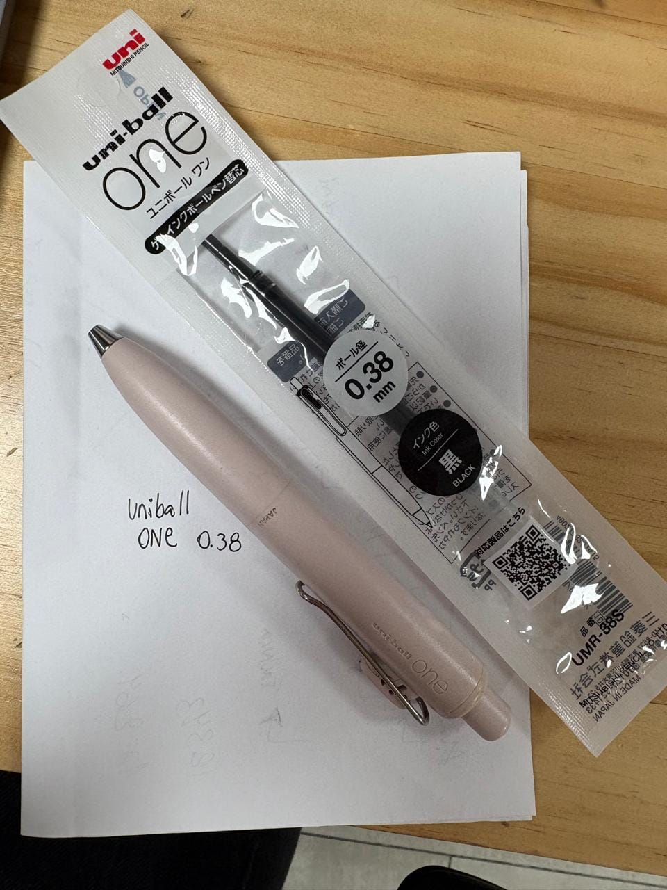 Customer photo review of Uni-ball One - Repuesto Lápiz Gel 0,38 mm
