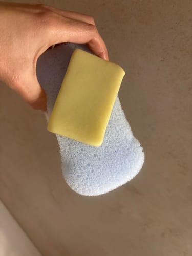 Customer photo review of 3-6% Camilla-Calma Haarseife (ausgleichend & beruhigend)