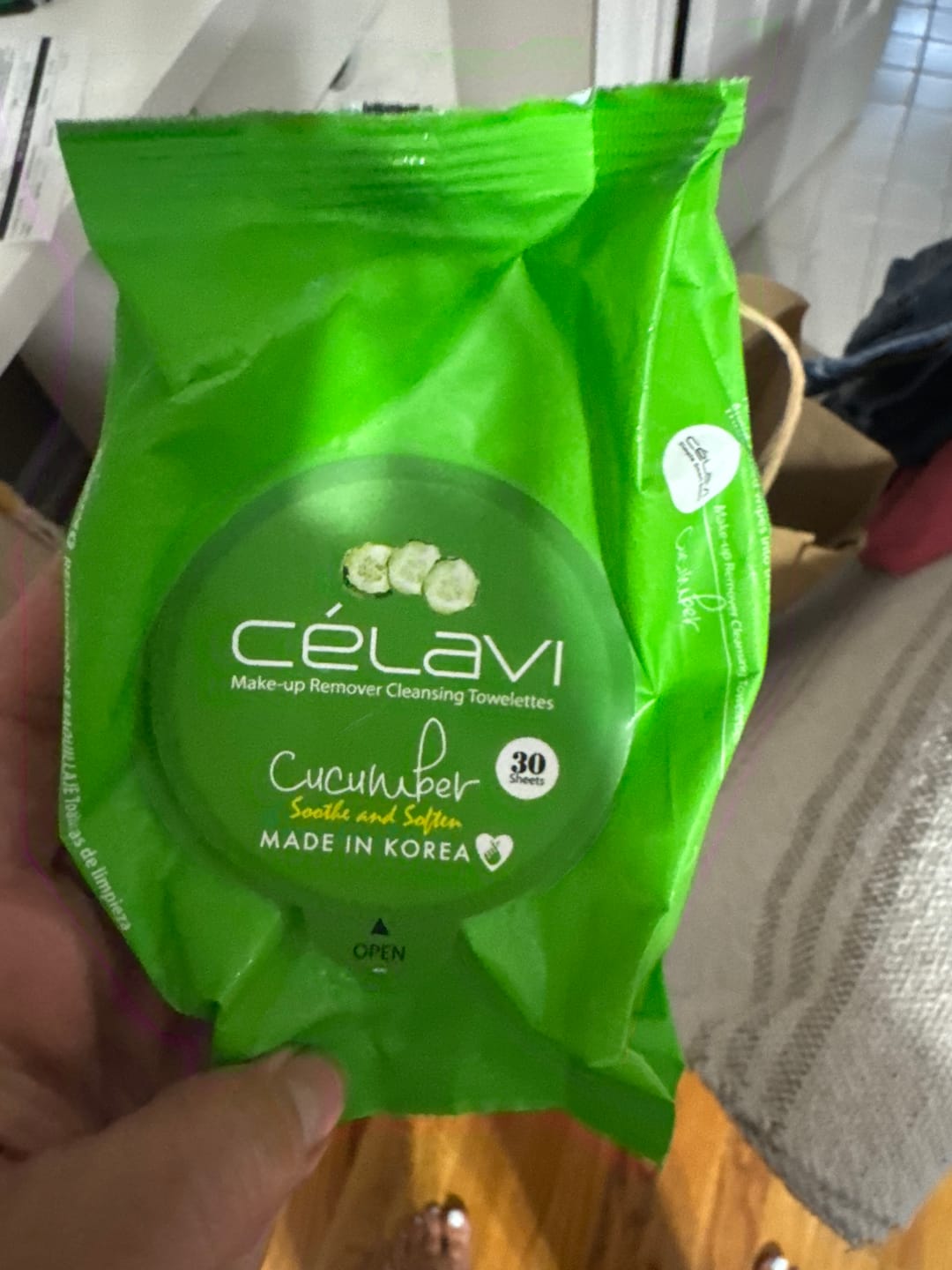 Customer photo review of K Beauty 30 Pack Wipes - Over 20 Assorted Essences