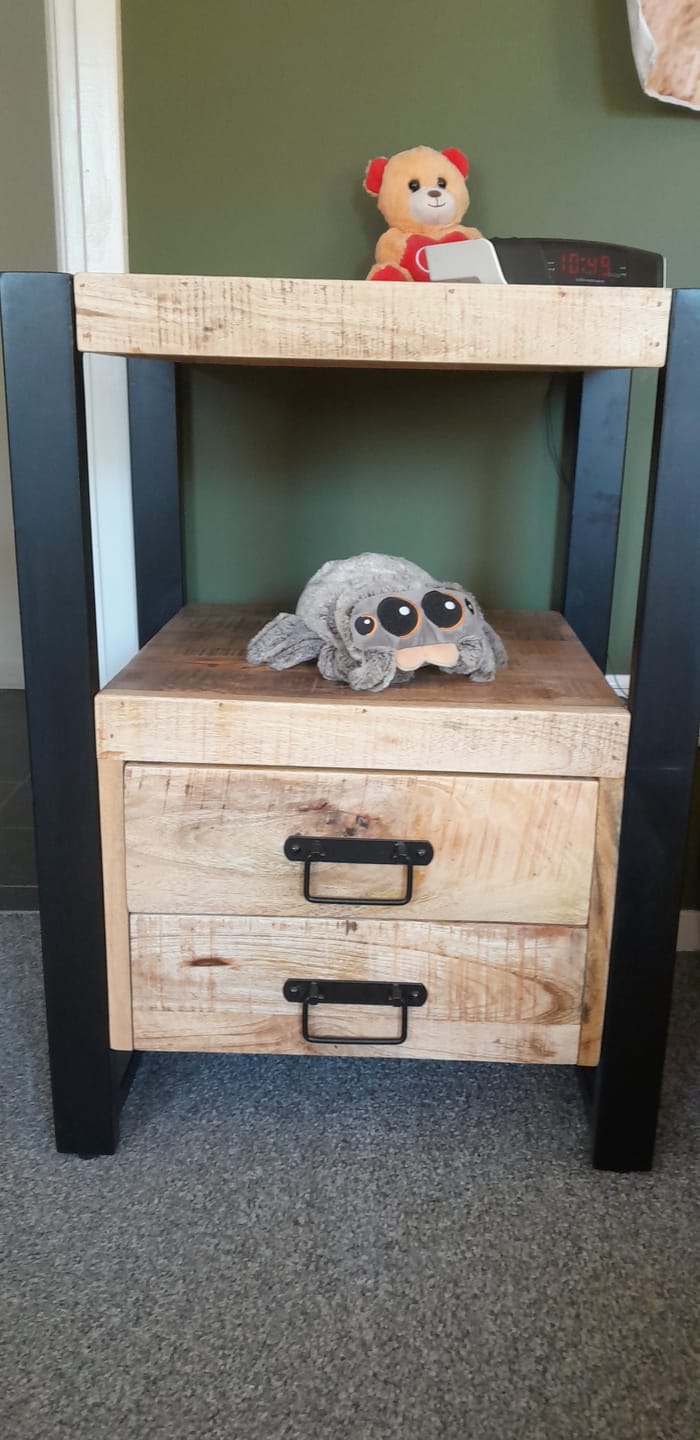 Customer photo review of Mango Houten Nachtkastje Britt | 50x40x70cm Tijdloos & Handgemaakt Design