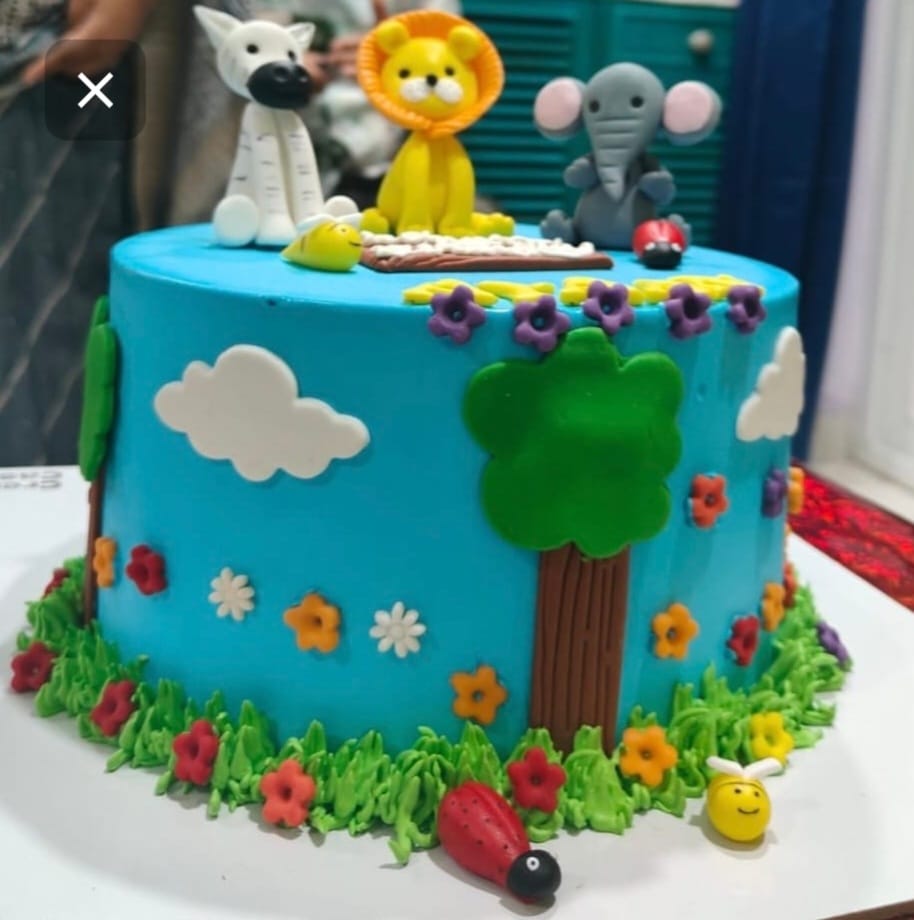 Customer photo review of Jungle Theme Cake for Kids