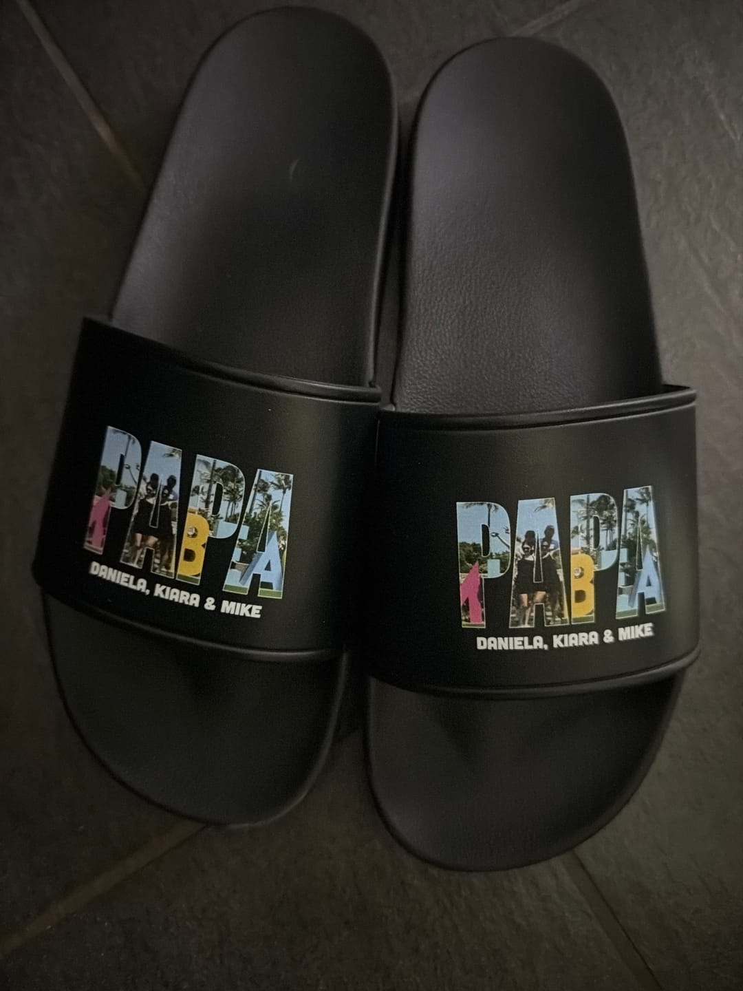 Customer photo review of Der Papa - Personalisierte Badeschlappen für Papa mit Fotoupload