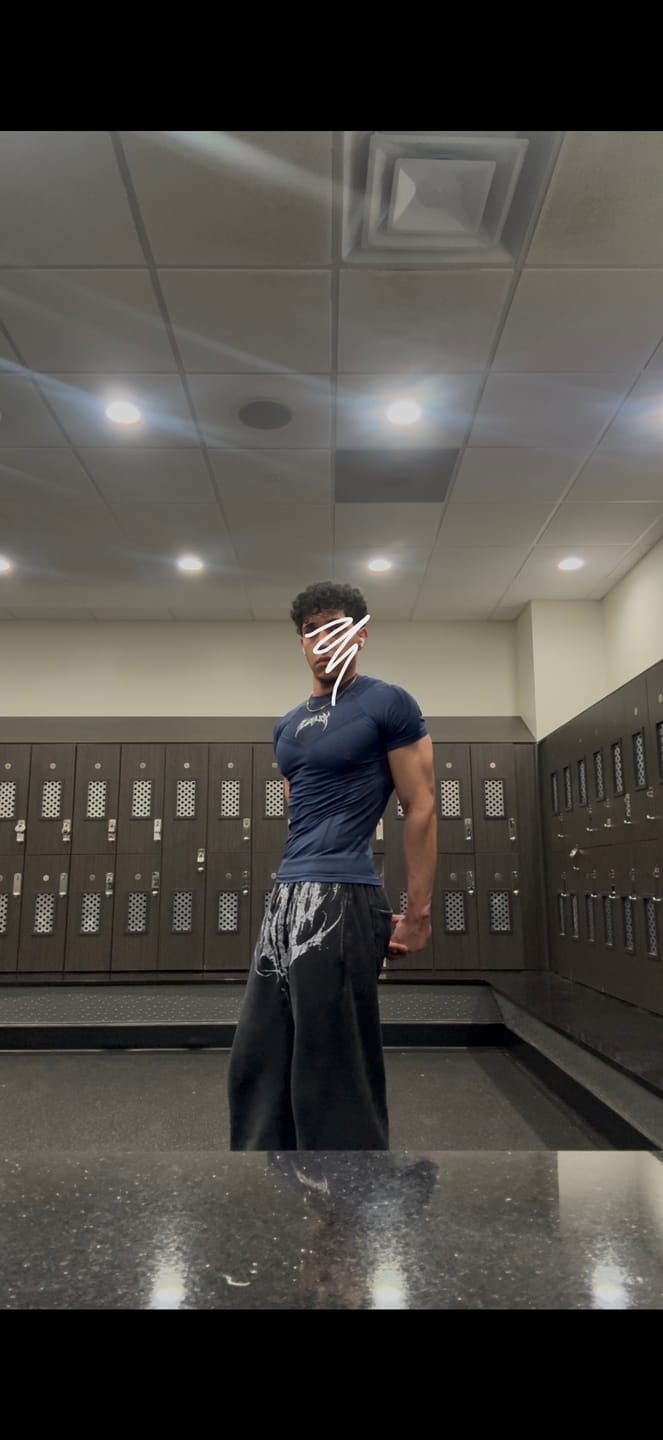 Customer photo review of 2079 - Dark Wave Joggers