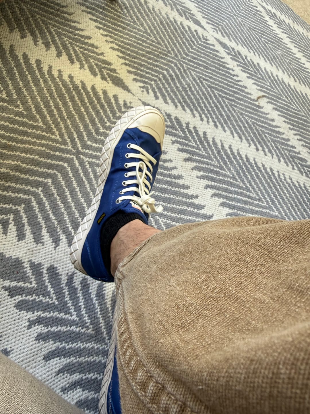Customer photo review of 74447-484-M | PALLA ACE CVS ORG | RETRO BLUE