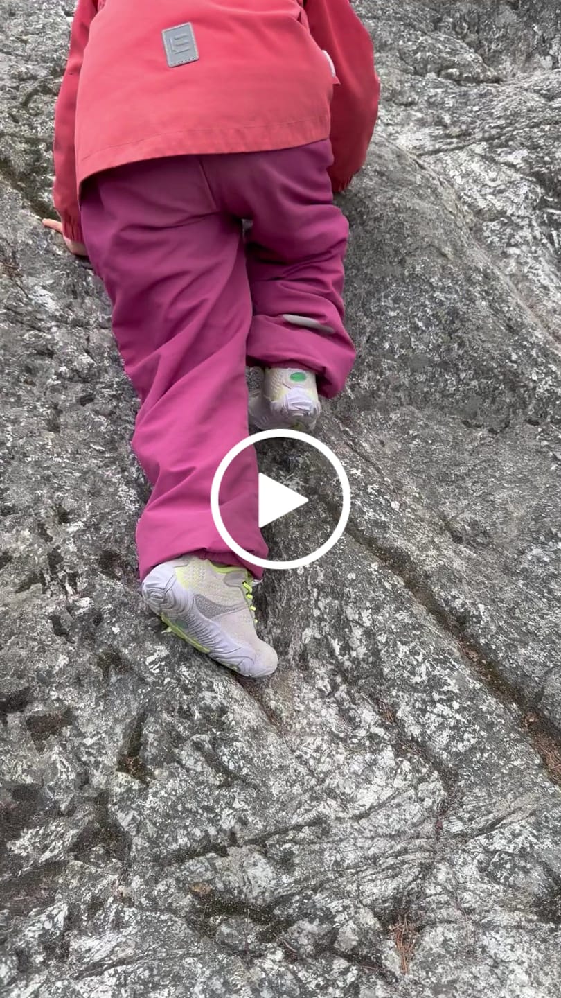 Customer video review of Kid's Free Ⅰ - Barefoot Shoes