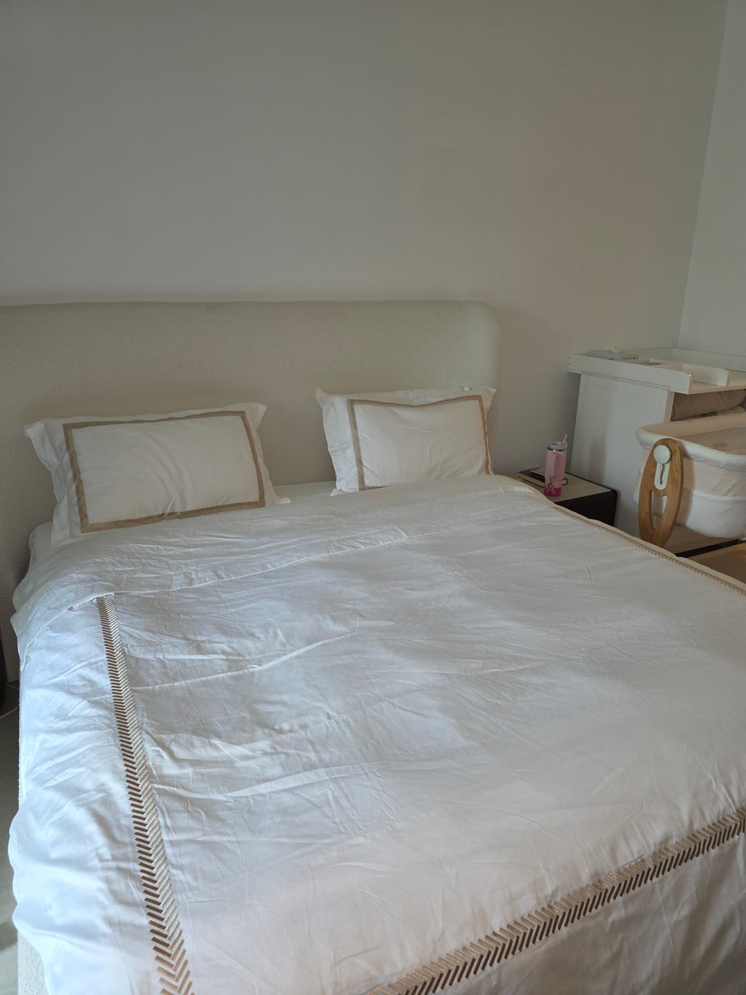Customer photo review of Siesta Luxury Duvet Cover Set Super King Size 300 TC