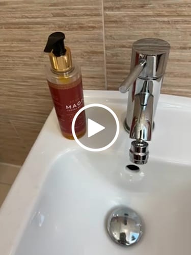 Customer video review of Besque® Magic Body Oil XL - 200ml