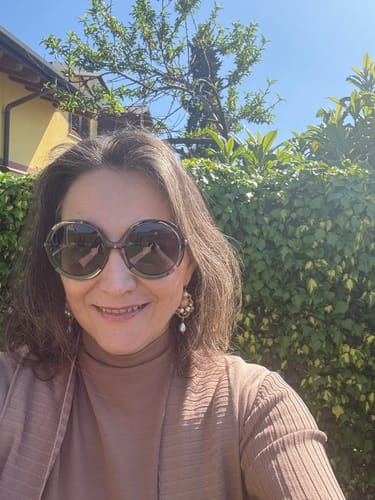 Customer photo review of Orecchini Amélie