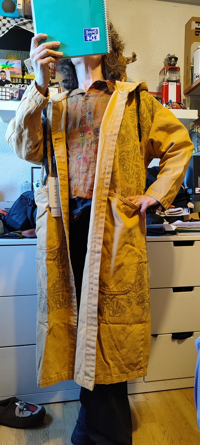 Customer photo review of Women Artsy Flower Spliced Long Denim Hooded Coat