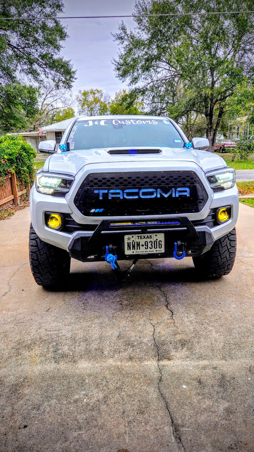 Customer photo review of OPENROAD 13,500lbs electric winch with Synthetic Rope - Panther Series 3S