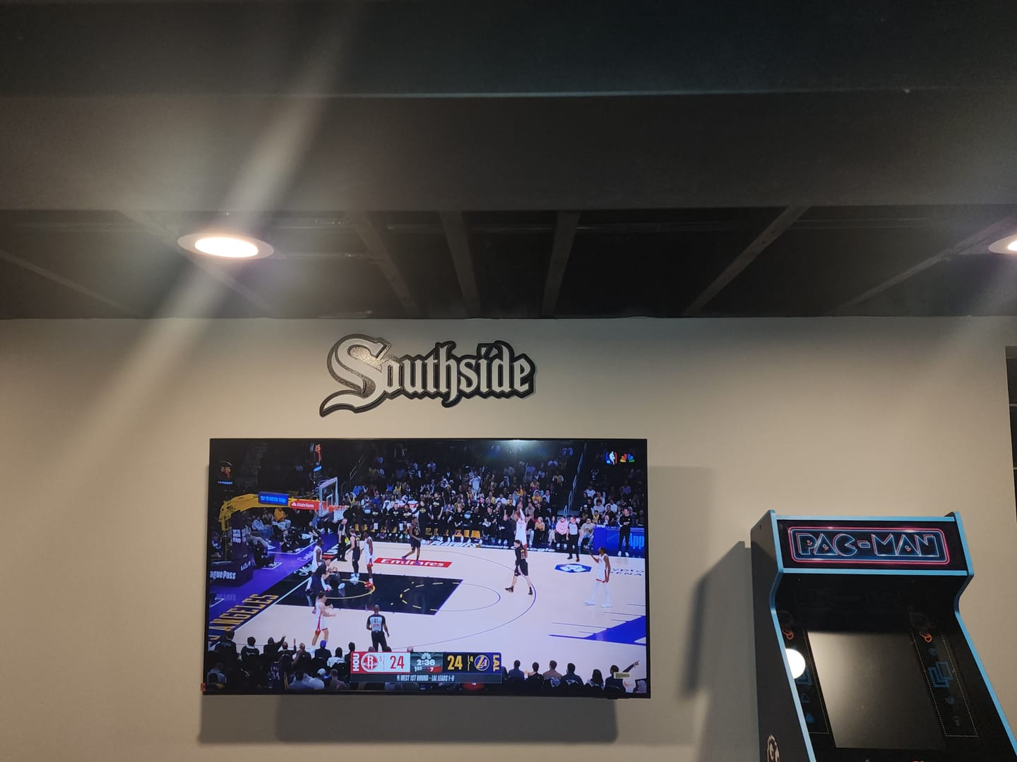 Customer photo review of Chicago White Sox "SOUTHSIDE" Logo 3D Metal Wall Art
