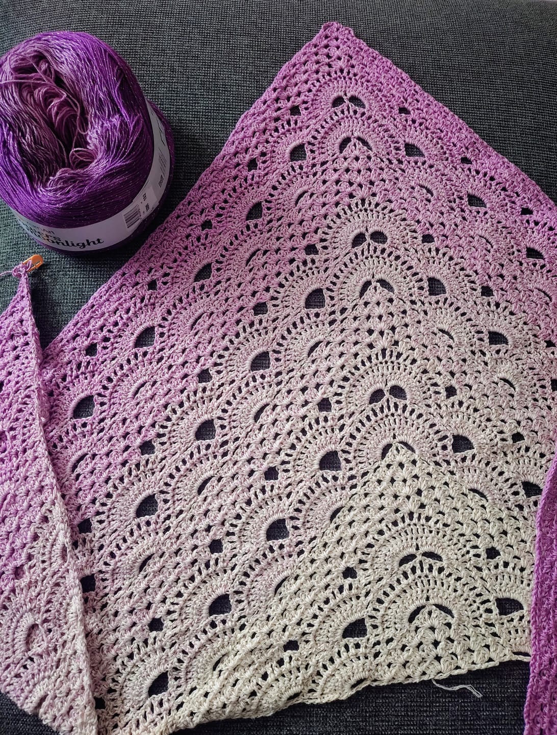 Customer photo review of YarnArt Flowers Moonlight