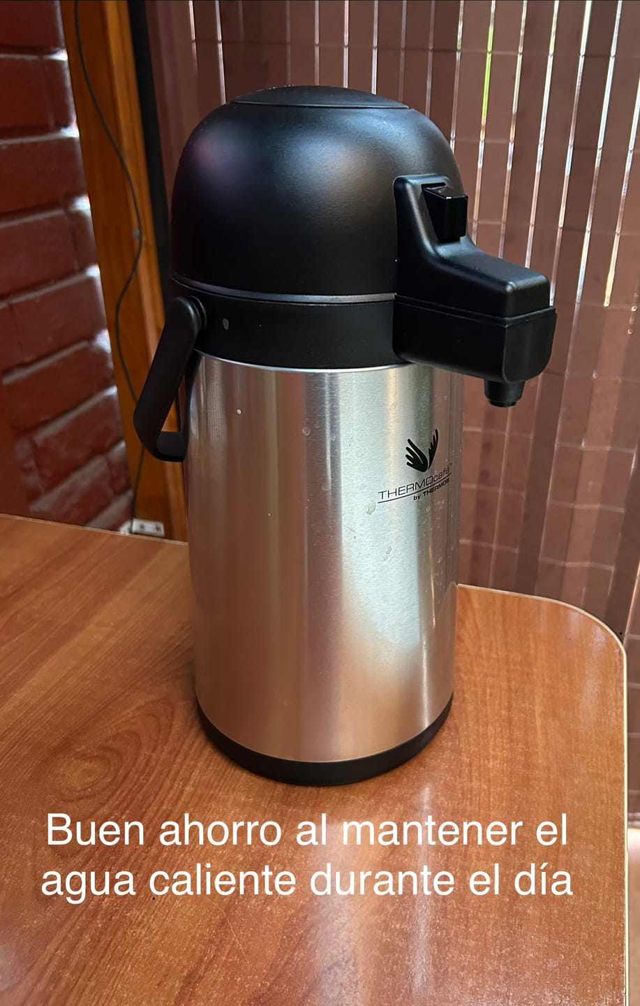 Customer photo review of TERMO SIFÓN DE VIDRIO 1.5LT COLOR ACERO
