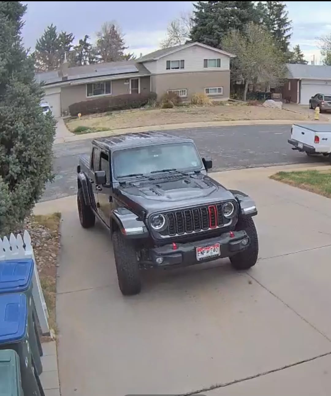 Customer photo review of Slot Cover for 2024 Grille Wrangler JL JT Grille