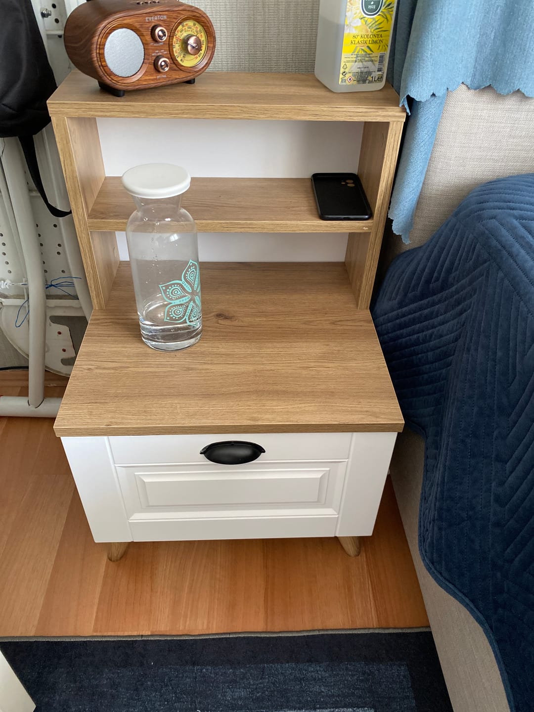 Customer photo review of Rani BD105 Komodin 2 Raflı Membran Çekmeceli Komodin Sepet Ceviz - Beyaz
