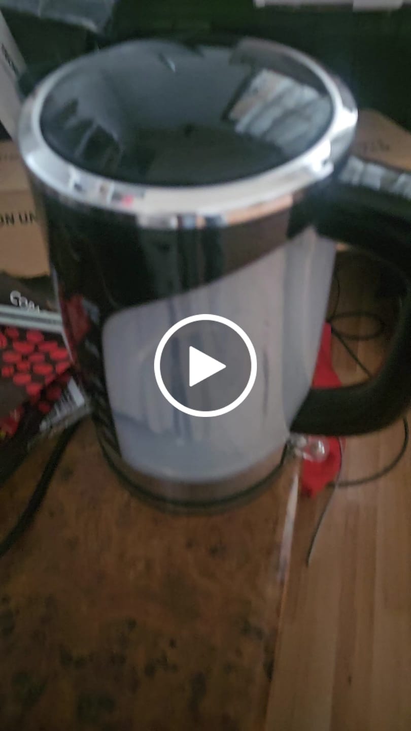 Customer video review of Hervidor eléctrico 2.5L Big Edition