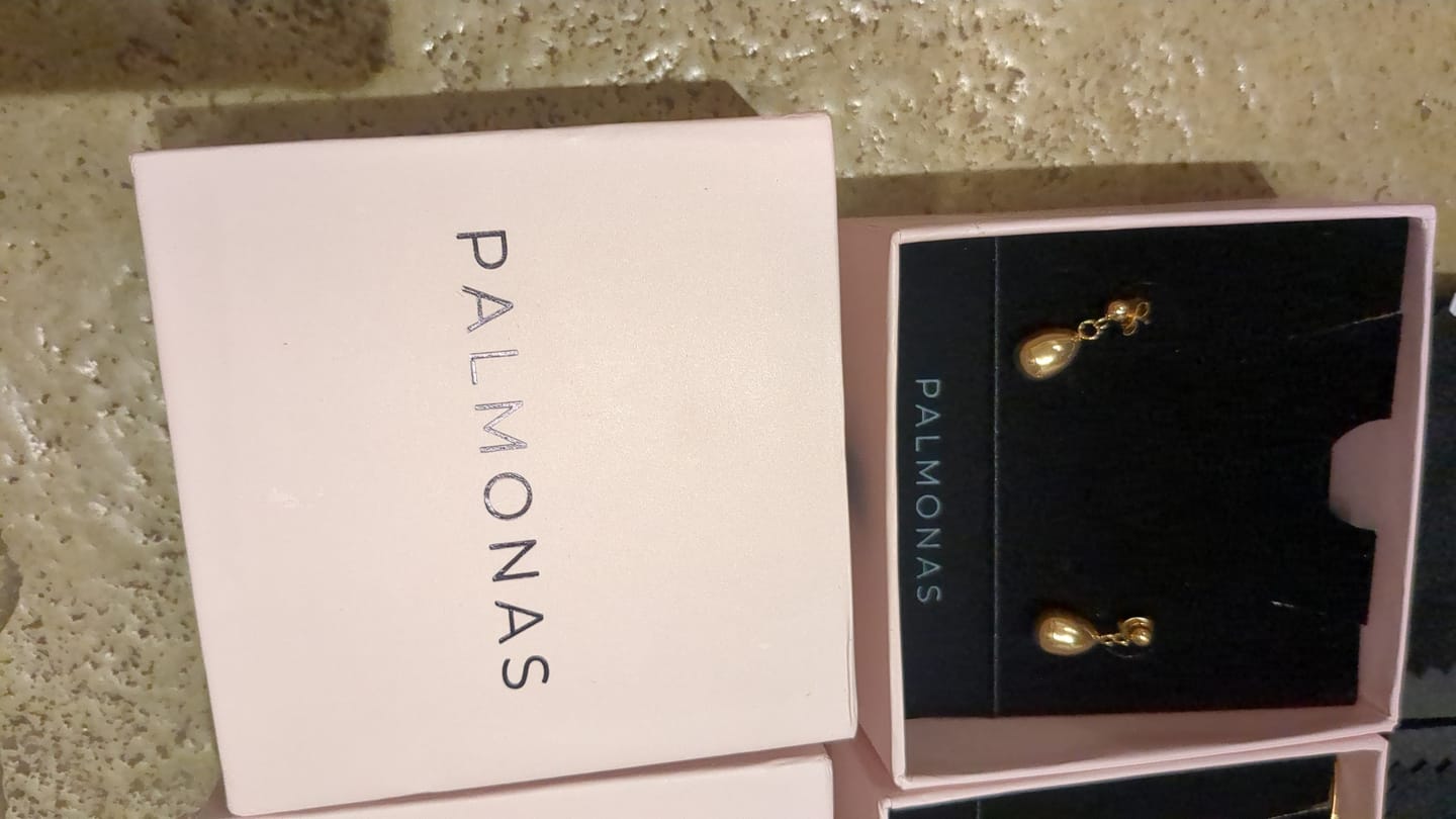 Customer photo review of Tear Drop Earrings