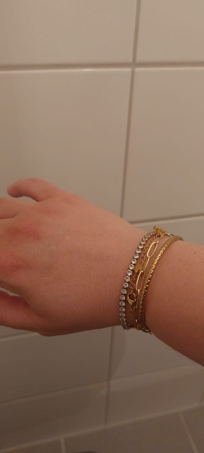 Customer photo review of Ava Gold Burgundy