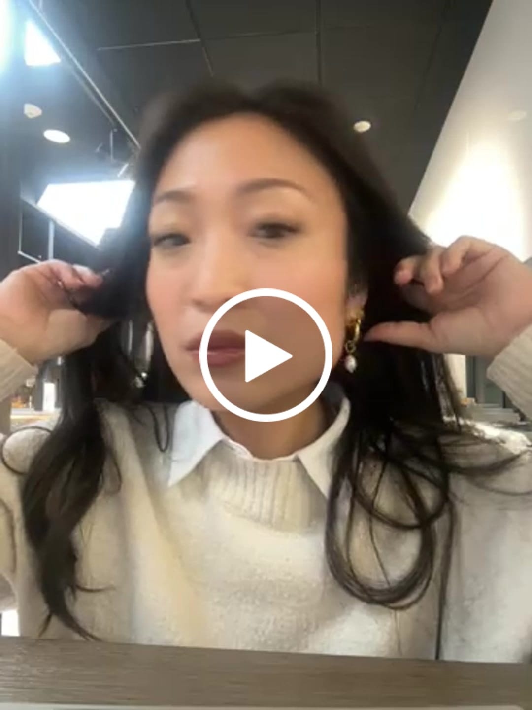 Customer video review of Bethany Pearl Drop Hoop