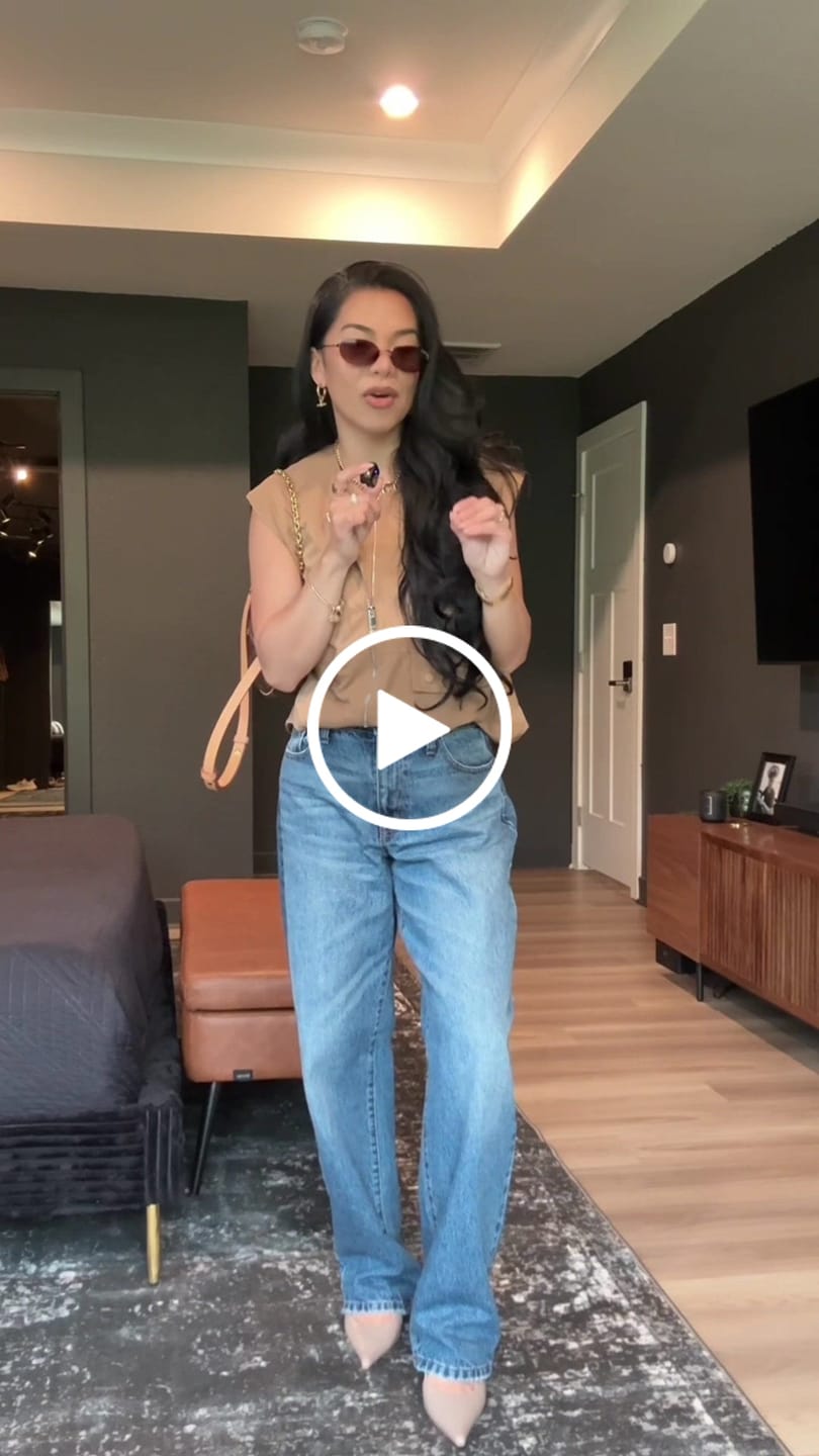 Customer video review of Elara