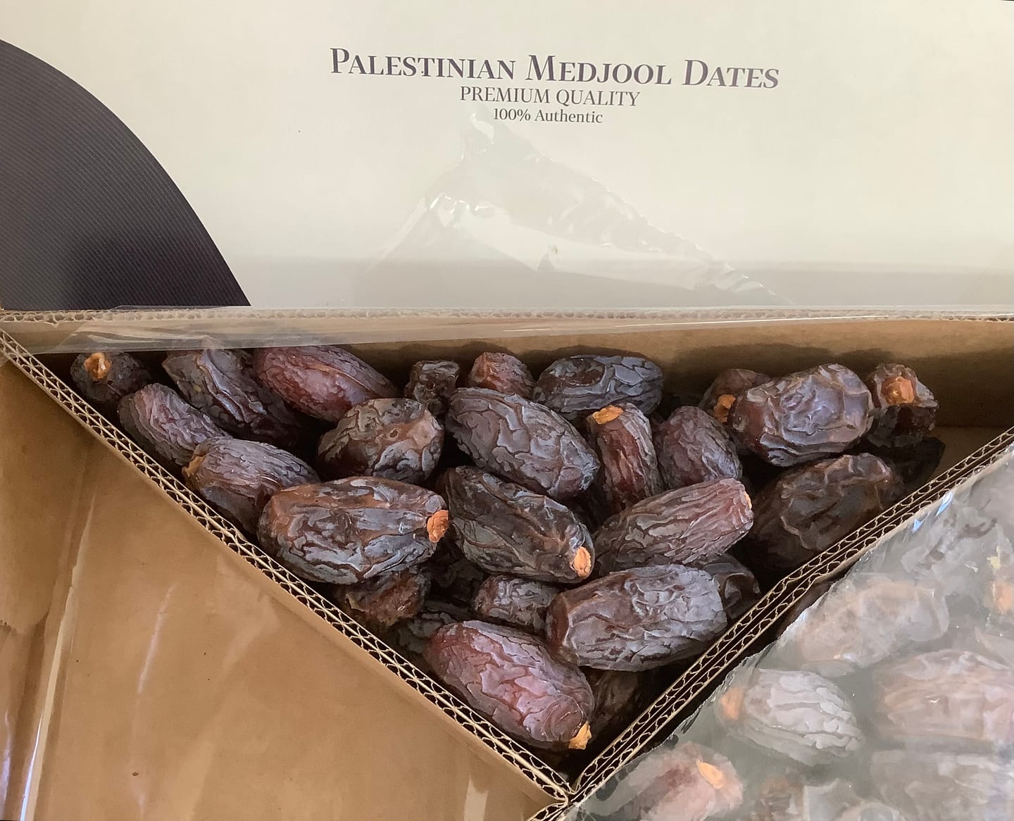 Customer photo review of Palestinian Medjool Dates 🇵🇸