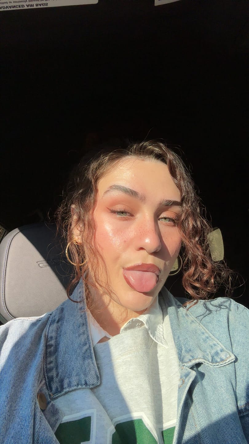 Customer photo review of Glow Lust™ Radiant Luminizer