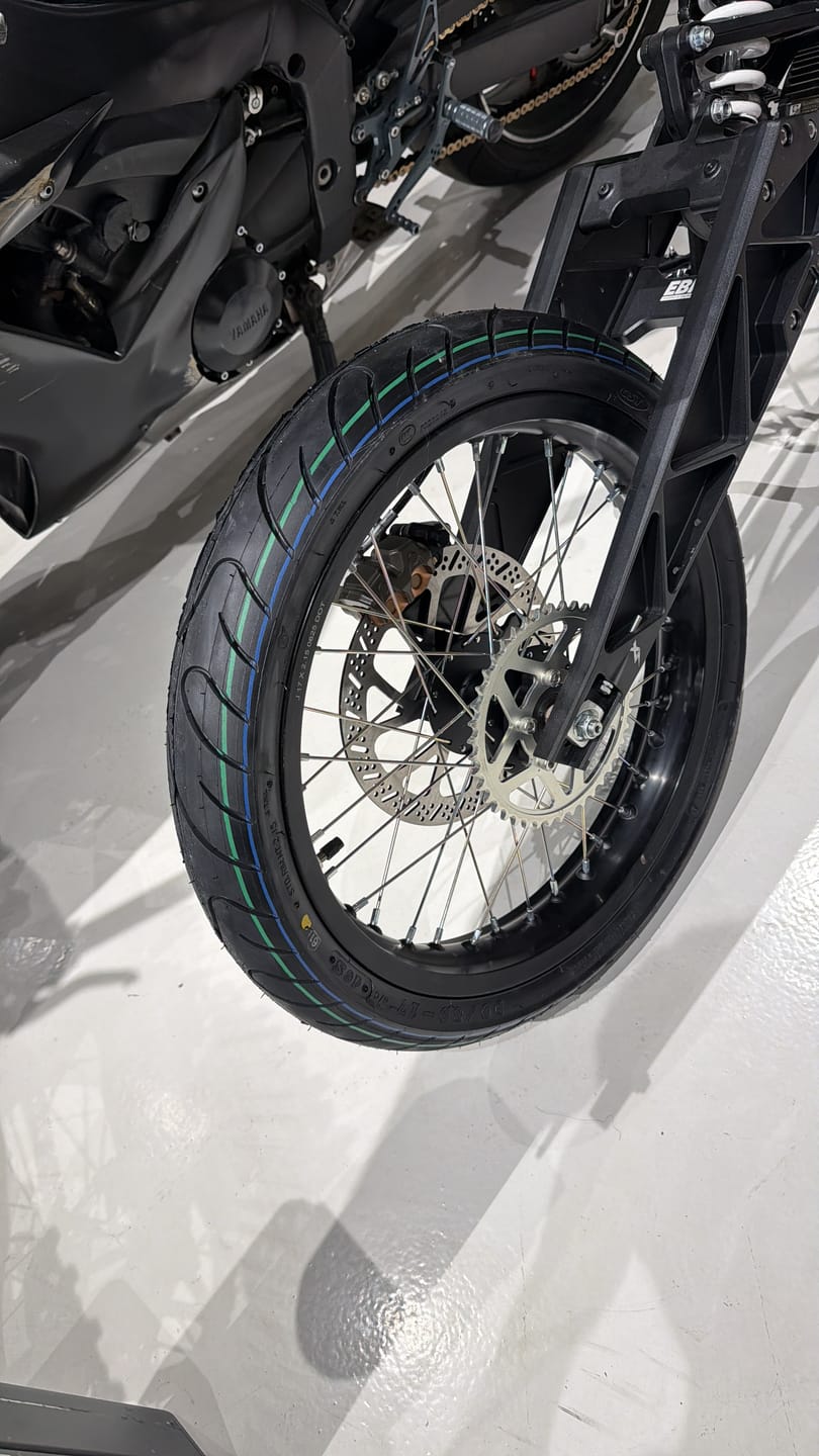 Customer photo review of SurRon Light Bee Supermoto Wheel Kit