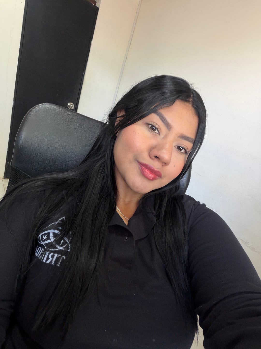 Customer photo review of ILUMINADOR EFECTO HÚMEDO SUBLIME