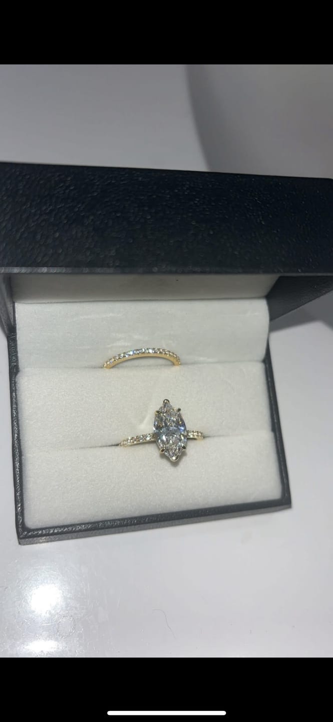 Customer photo review of S925 4.0Ct Marquise Cut Wedding Ring Set Travel Ring With Classic Wedding Band For Women