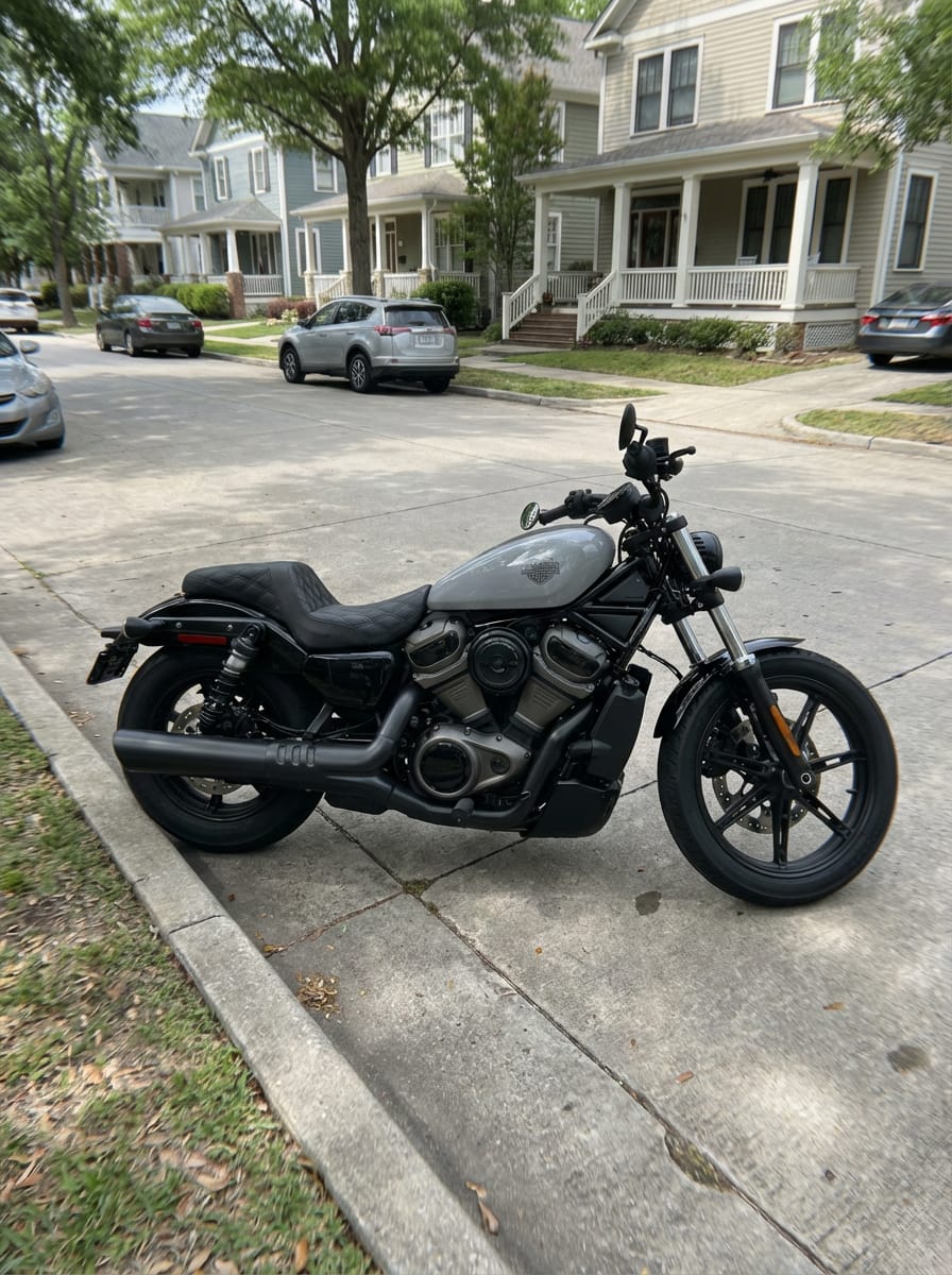 Customer photo review of Iron Born Diamond Stitch 2-Up Seat For Harley Sportster Nightster RH975/S Black