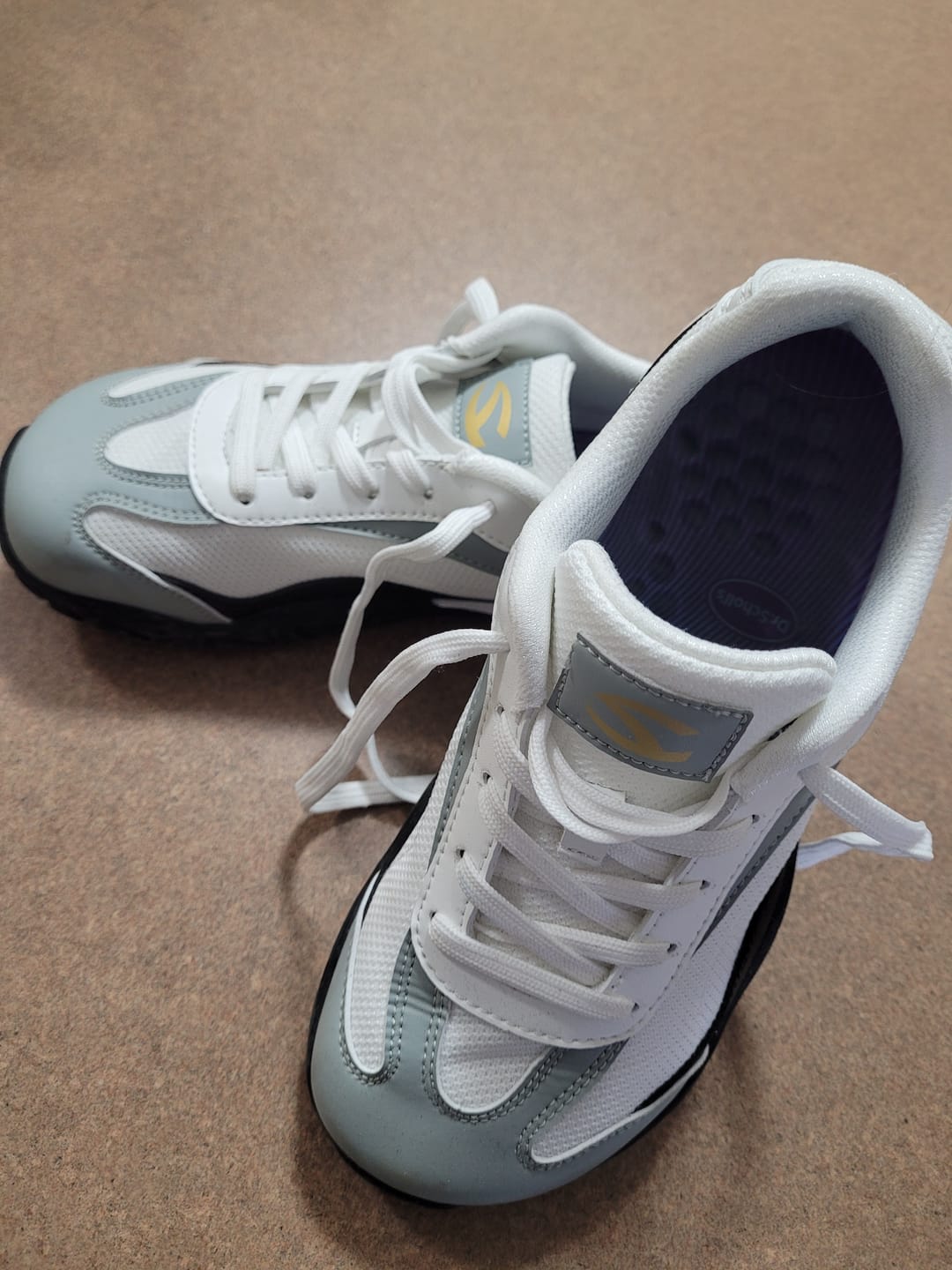 Customer photo review of Hickory - Wide Toe Sneakers