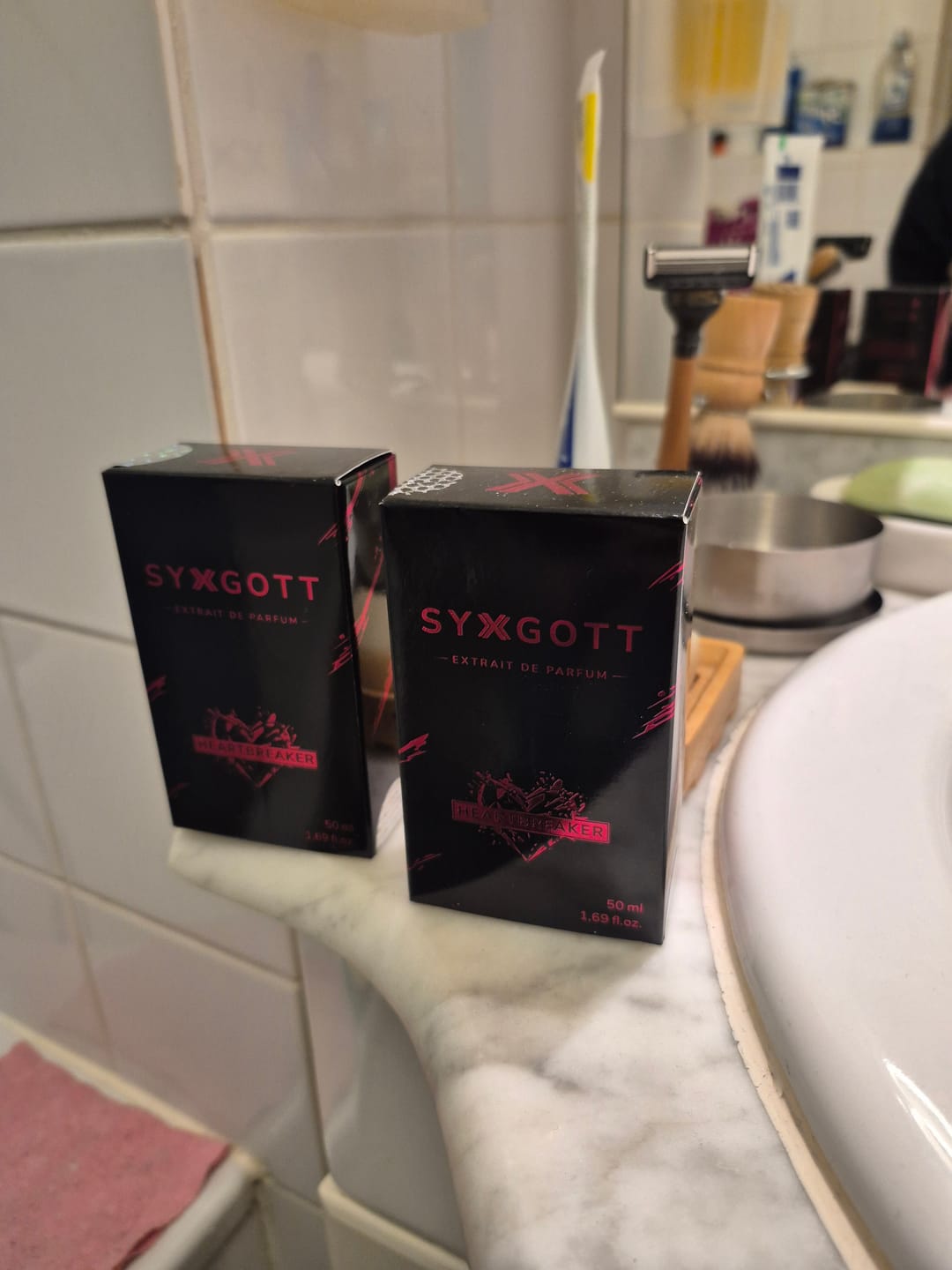 Customer photo review of Syxgott Pheromon Parfum - AKTION | 50ml
