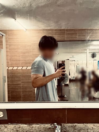 Customer photo review of Training Sport Tee - Light Gray