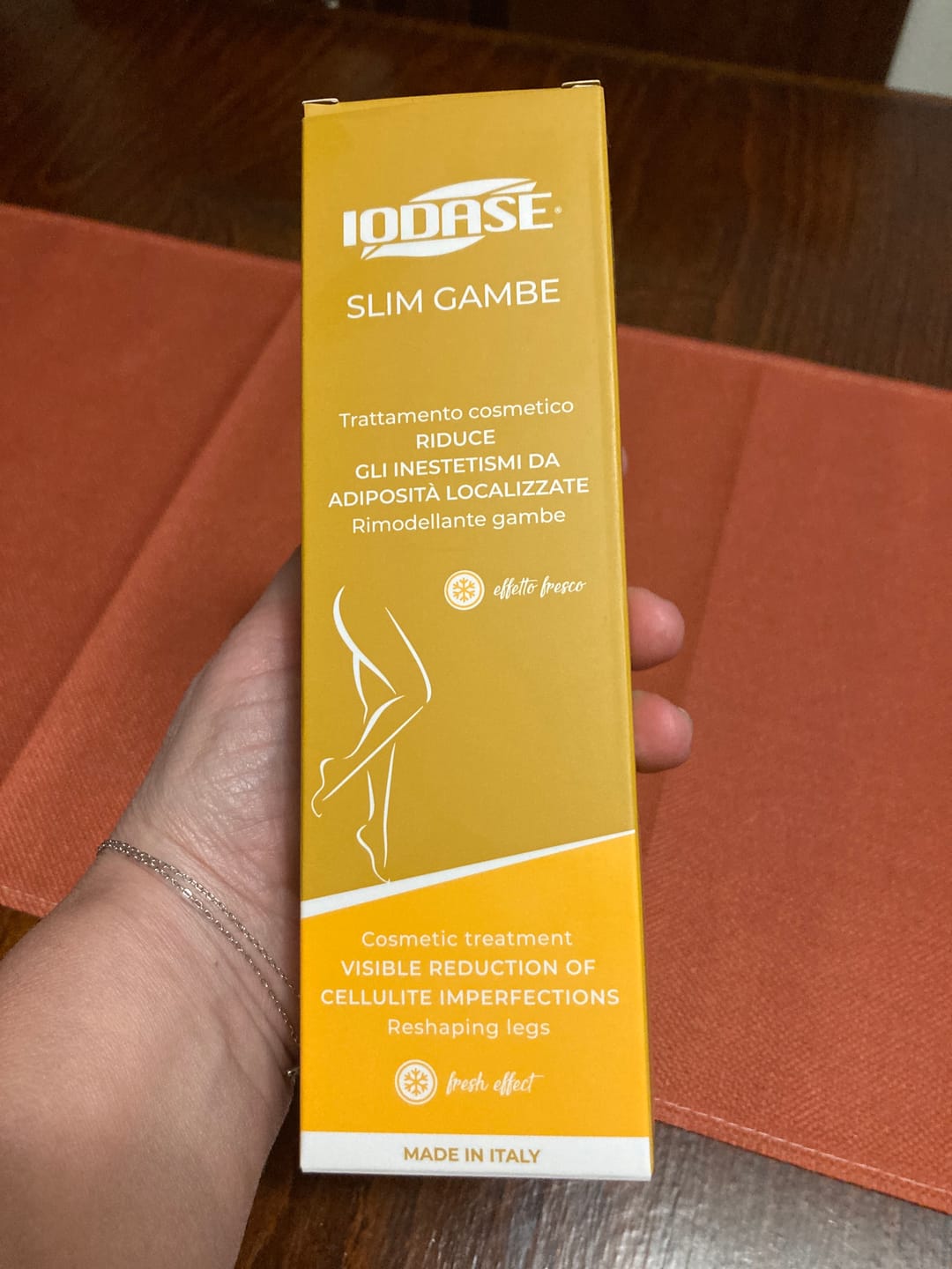 Customer photo review of Crema snellente e drenante gambe