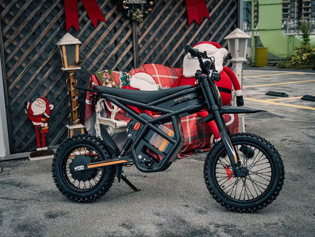 Customer photo review of Gyroor GT54 2000W Electric Dirt Bike – 40MPH, 60 Mile Range