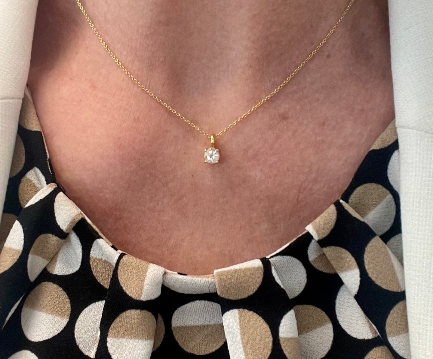 Customer photo review of Kristallberlock Vit Topas Guld