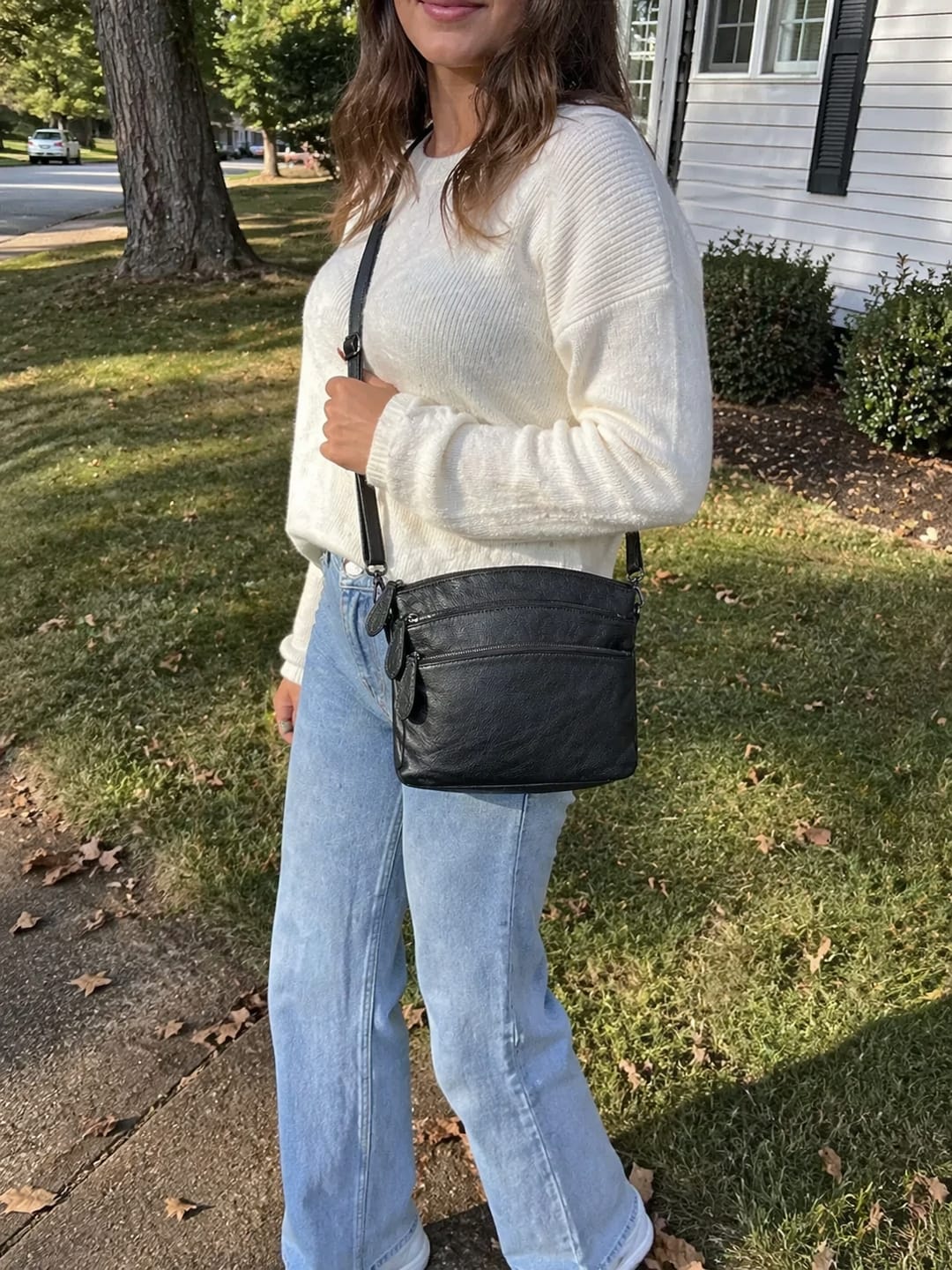 Customer photo review of The Bloom | Three Pocket Messenger Bag