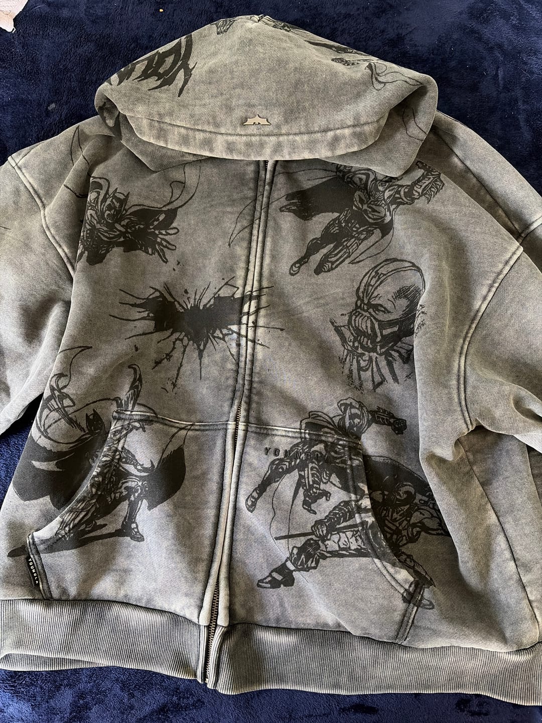 Customer photo review of 5211 - Batman Zip-Ups