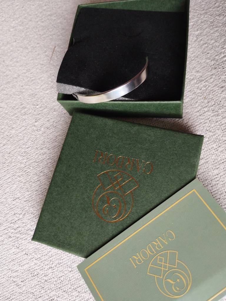 Customer photo review of Personalisierter Armreif mit Gravur