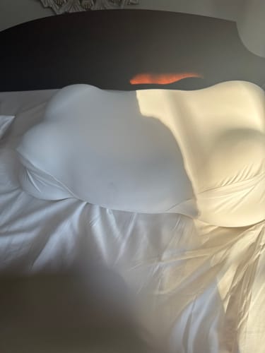 Customer photo review of Mellow CloudAlign™ Pillow