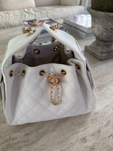 Customer photo review of CC 25C Hobo Bag 30cm White Grained Calfskin