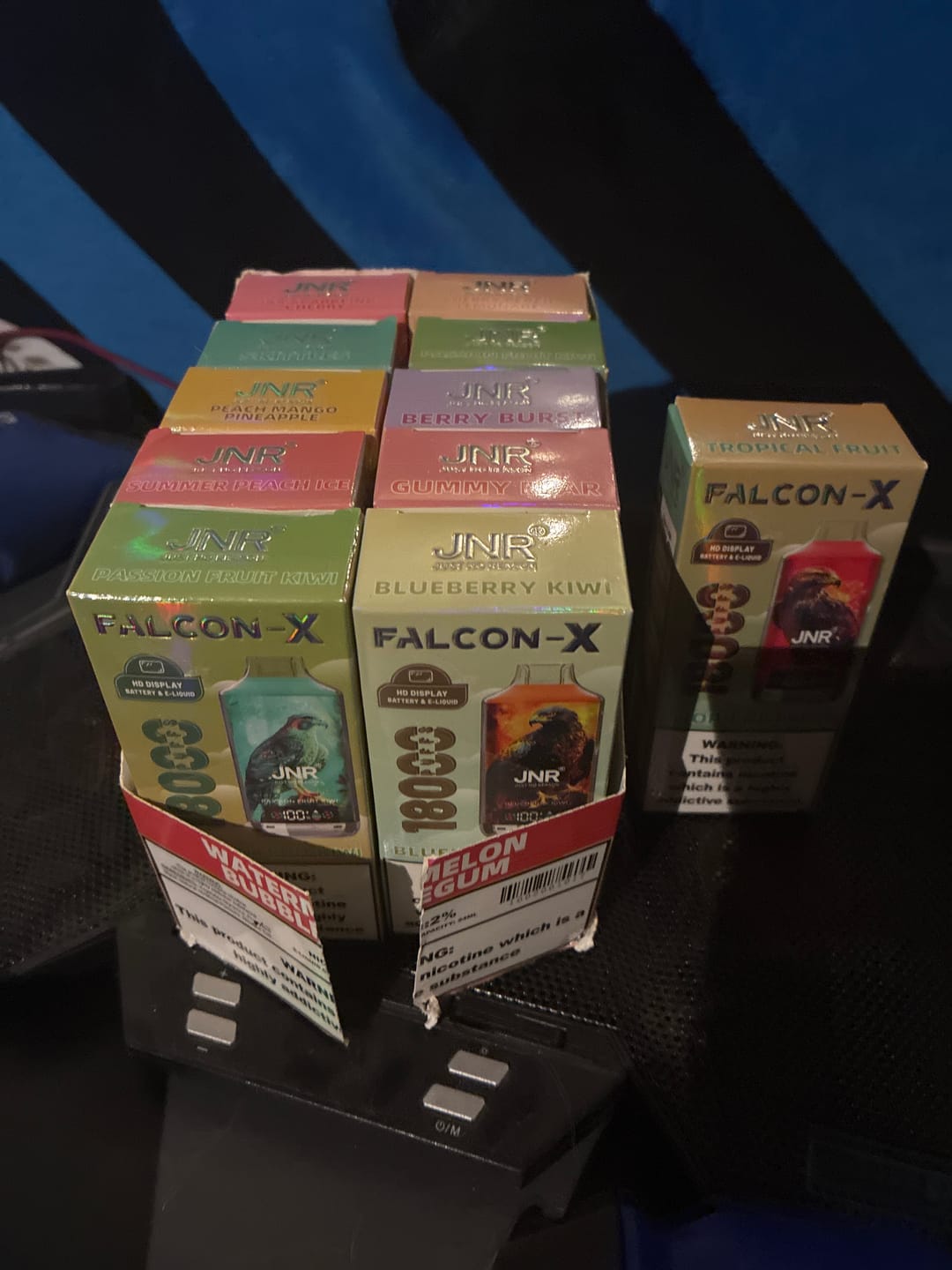 Customer photo review of JNR Falcon X 18000 Puffs Disposable Vape