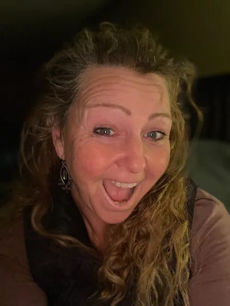 Customer photo review of Instant Dye Shampoo