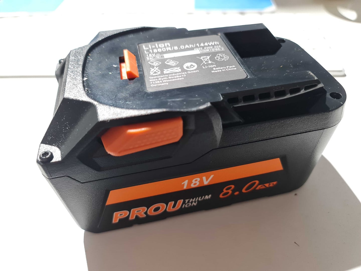 Customer photo review of Samsung 40T 21700 4000mAh 35A Battery (40T5)