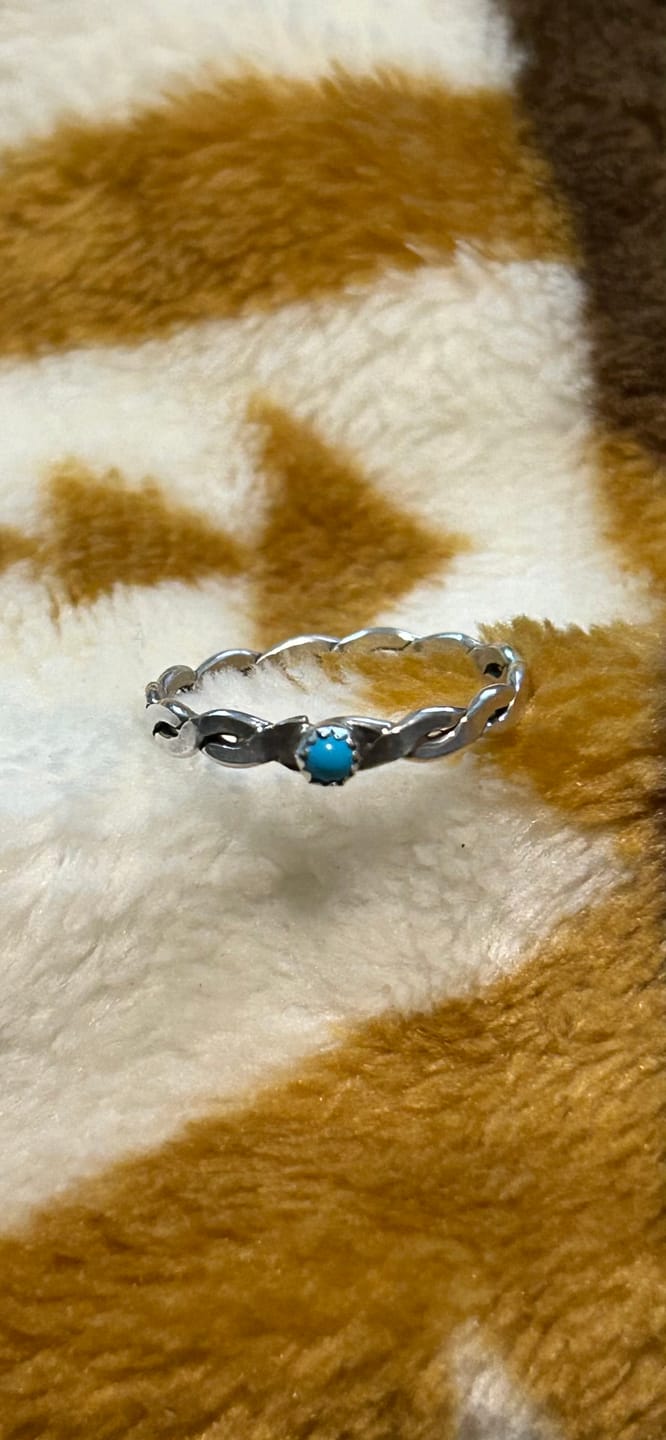 Customer photo review of Handcrafted Turquoise & Sterling Silver Twisted Band Ring