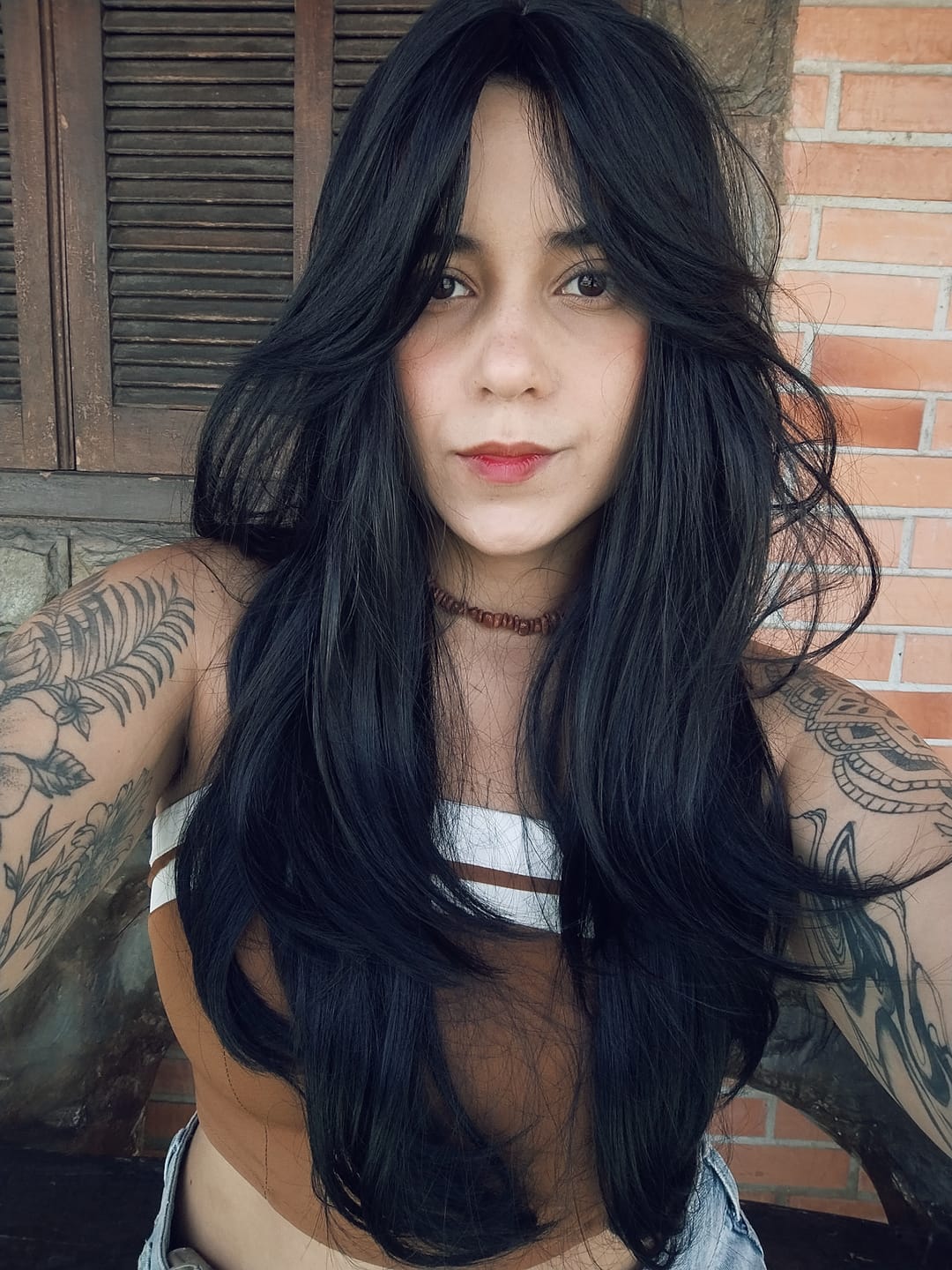 Customer photo review of Peruca Aponi Castanho Escuro Franja 70cm