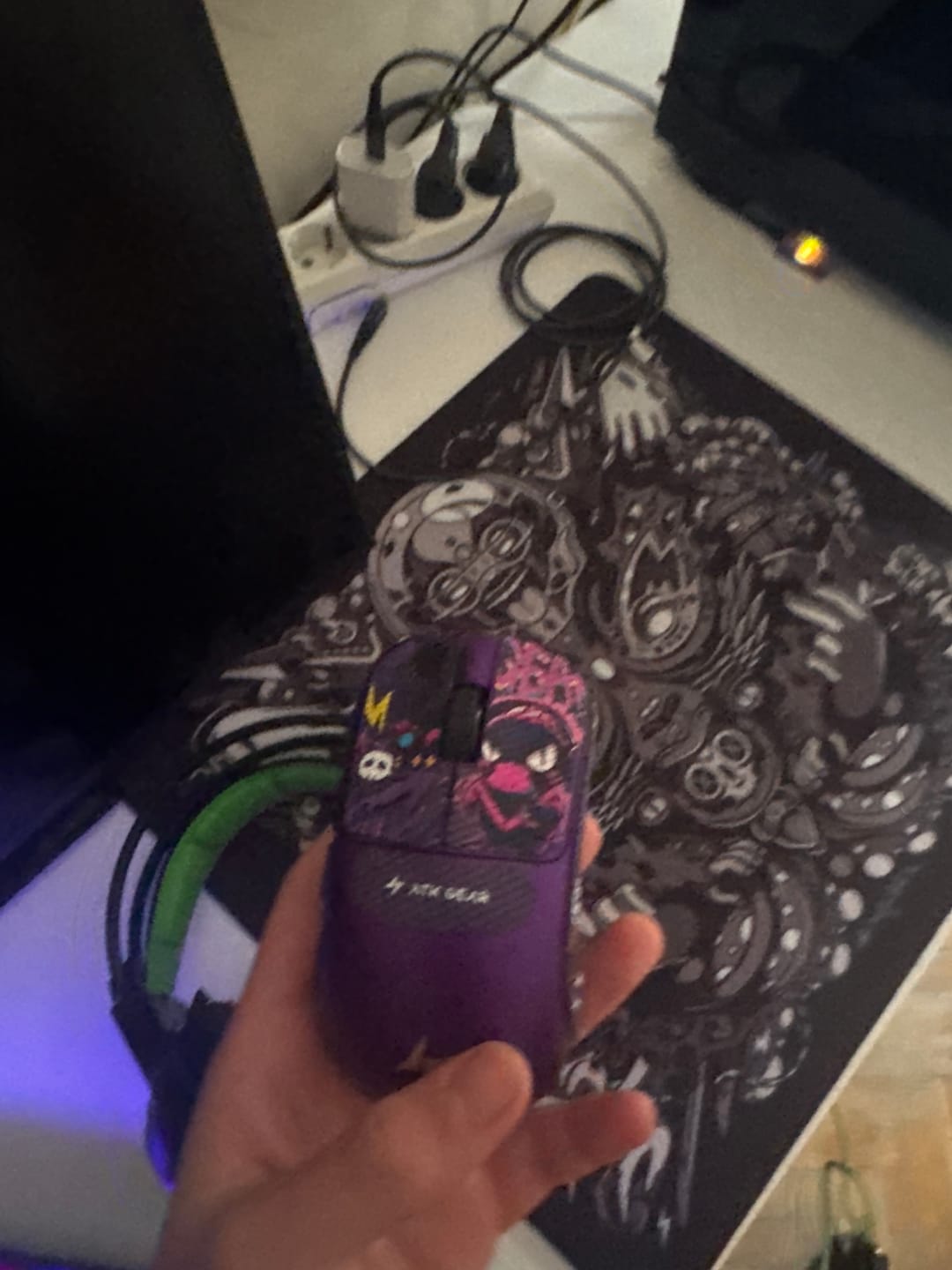 Customer photo review of ATK Blazing Sky Duckbill Wireless Mouse