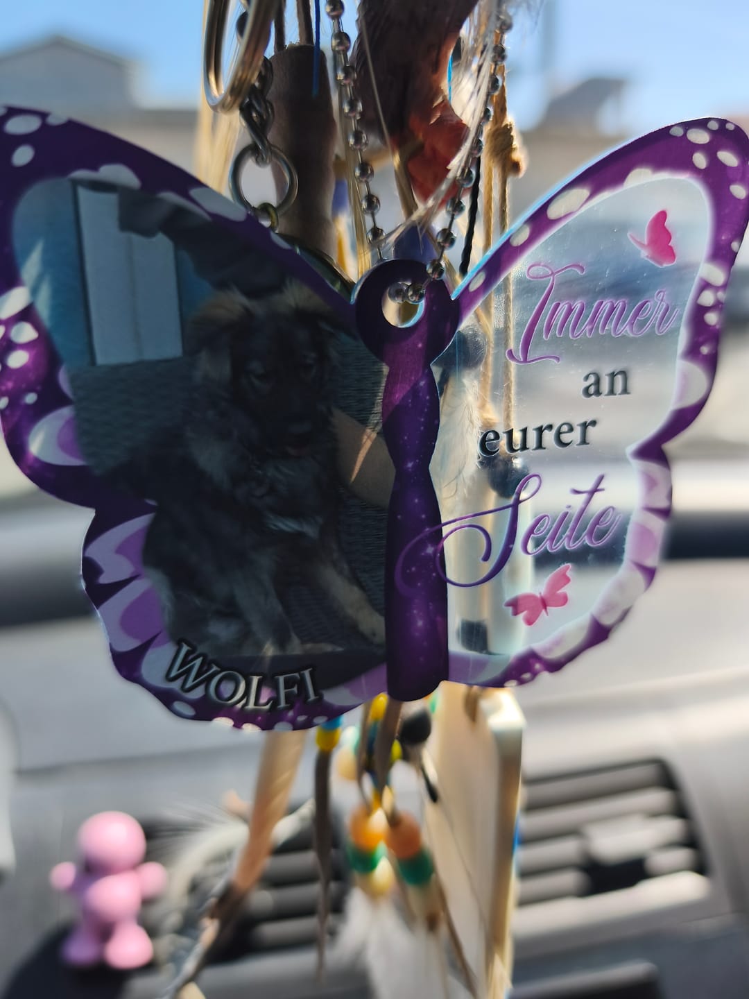 Customer photo review of Personalisierter Rückspiegel Anhänger - Schutzengel